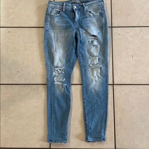 American Eagle Light Wash Distressed Jeans